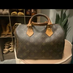 Authentic Louis Vuitton Speedy 25